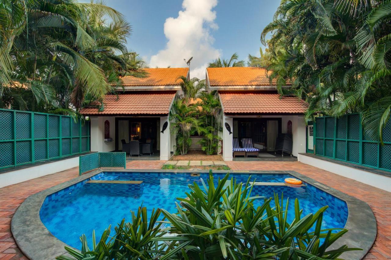 Radisson Blu Resort Temple Bay Mamallapuram Exterior photo Villa at the resort