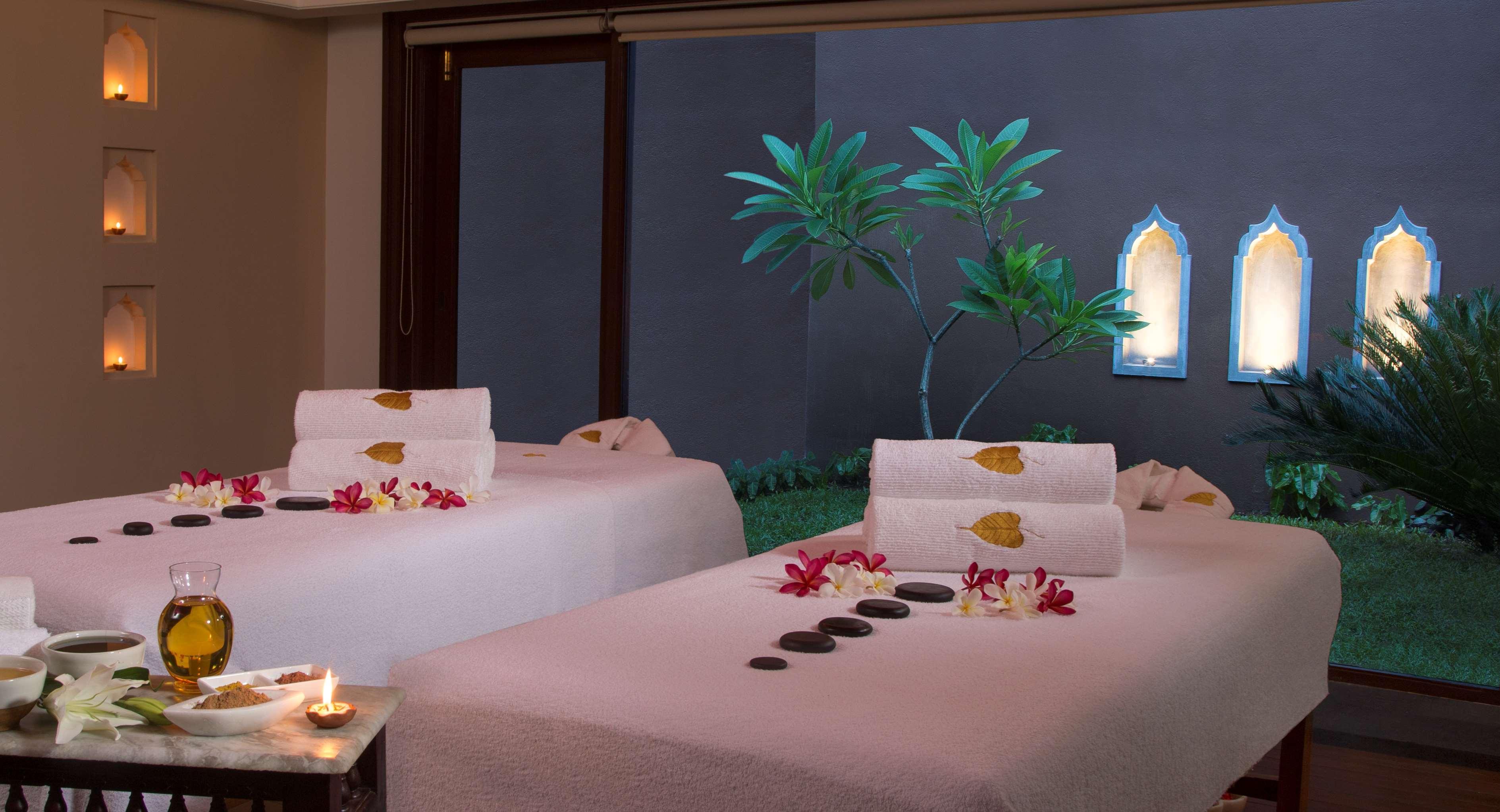 Radisson Blu Resort Temple Bay Mamallapuram Exterior photo Spa at The Oberoi, Mumbai