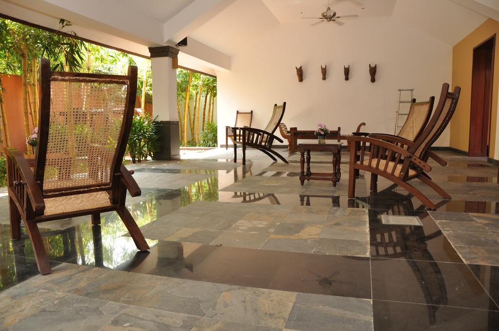 Radisson Blu Resort Temple Bay Mamallapuram Exterior photo Interior of the restaurant